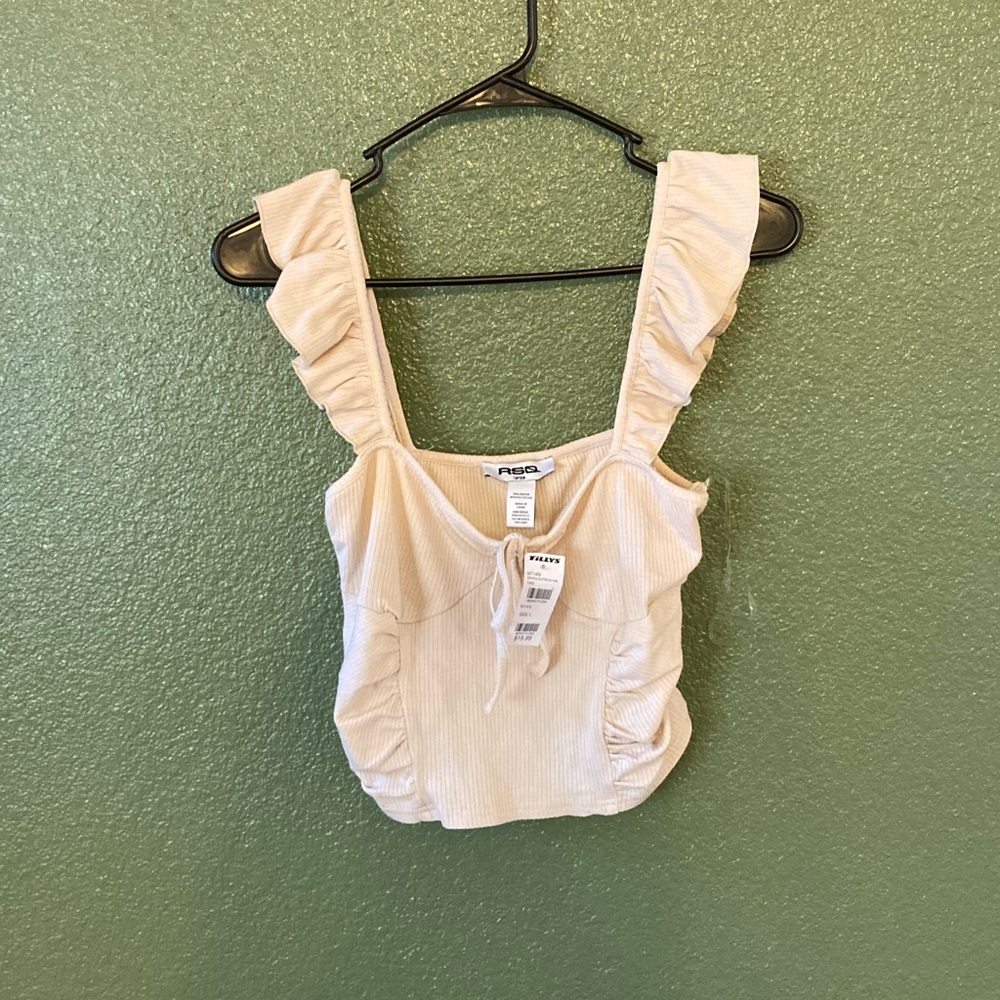RSQ crop top super cute cream colored SIZE: L
